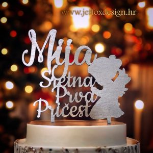 Personalizirani topper za Prvu pričest s curicom anđelom i imenom – kako tortu za pričest djevojčice učiniti posebnom i dostojanstvenom?