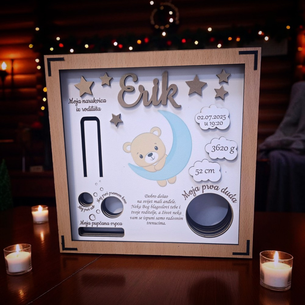 Unikatni drveni okvir s imenom i rođendanskim podacima, idealan dar za novorođenče ili prvi rođendan.