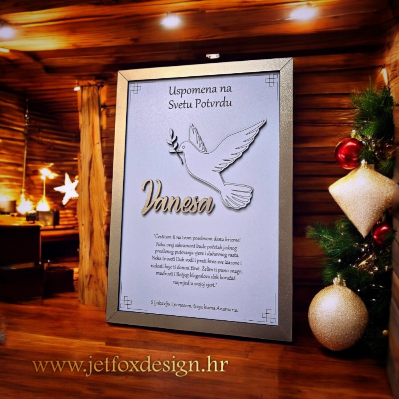 Poklon koji ostaje – okvir s podacima djeteta, fotografijom i simbolom golubice, ručno personaliziran.