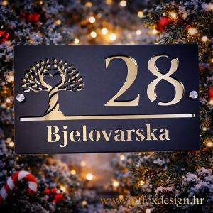 Luksuzni kućni broj s motivom stabla života i elegantnim zlatnim detaljima – što pokloniti za useljenje u novi dom?