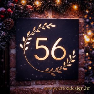 Personalizirani kućni broj s zlatnim brojem i dekorativnim motivom – kako izgleda kućni broj koji odmah privlači poglede?