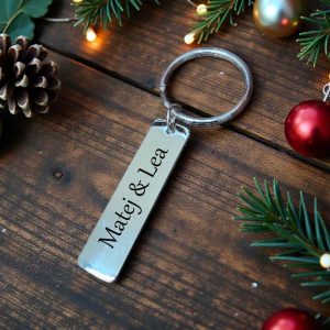 Personalizirani čelični privjesak s imenima, elegantan poklon za dečka, djevojku, muža ili ženu.