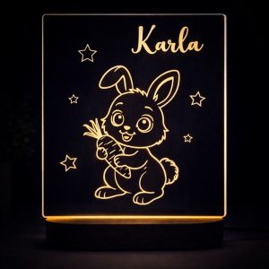 Dječja lampa zeko s mrkvom i imenom po želji – tražiš li personalizirani poklon za dječju sobu koji stvara toplinu?