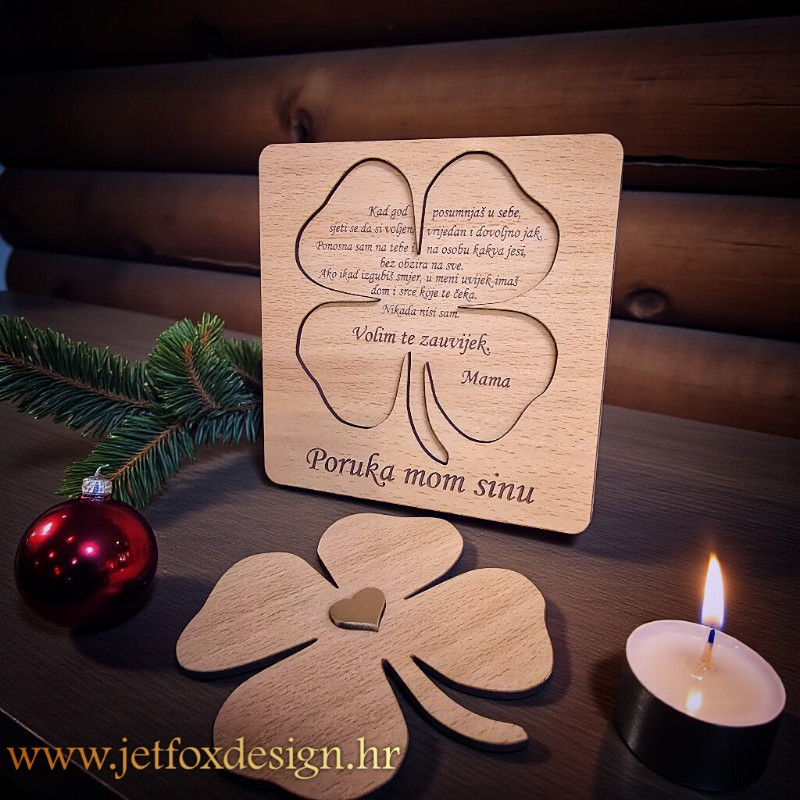 Personalizirana pitalica za kumstvo u obliku djeteline s četiri lista – unikatna ideja za iznenađenje.