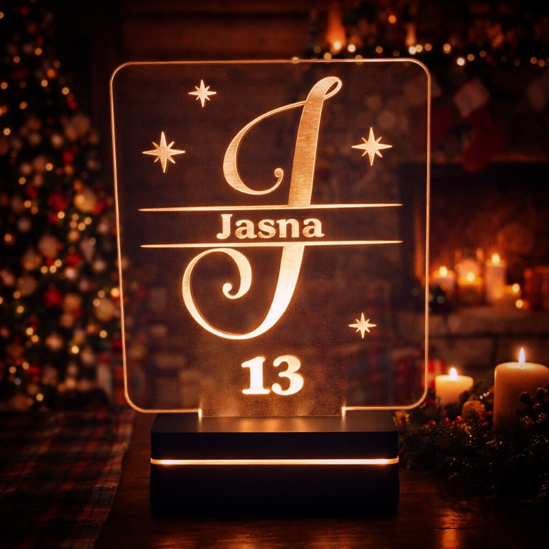 Personalizirana monogram lampa s imenom, elegantan detalj za poseban prostor – tražiš li poklon koji ima osobni pečat?