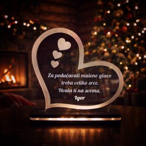Personalizirana LED lampa srce s ljubavnim tekstom, simbol emocije i bliskosti – tražiš li poklon koji govori iz srca?