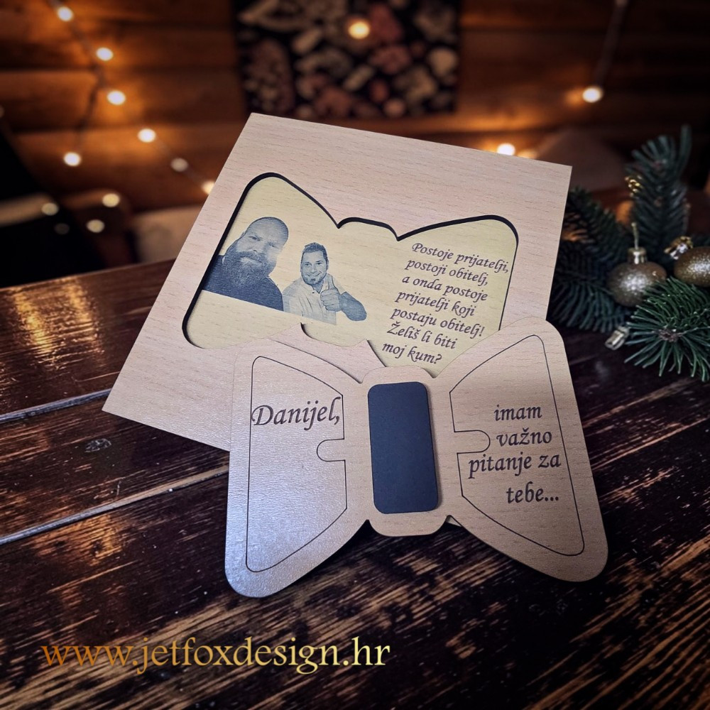 Unikatna personalizirana čestitka s fotografijom i tekstom za rođendan, kumstvo, krštenje ili godišnjicu. Koji je najbolji personalizirani poklon za posebnu prigodu?