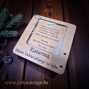 Kocka vatrene pitalice koja pri gorenju otkriva poruku – želiš li stvoriti pravi wow efekt u posebnom trenutku?