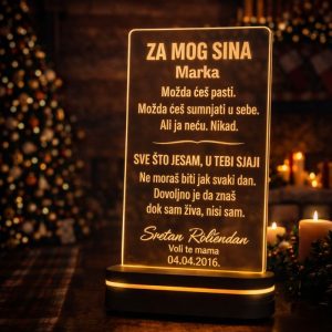 Akrilna lampa za sina s imenom Marka i emotivnom porukom majke – što pokloniti sinu za rođendan da ostane trajna uspomena?