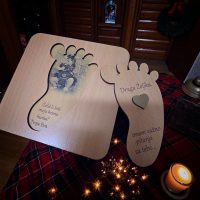 Pitanje za kumstvo uz poruku ljubavi u drvenom formatu, savršen poklon za tu posebnu osobu.